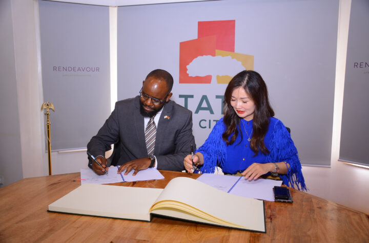 (L to R) Solomon Mahinda, Executive Vice President of Tatu City, and Johanna Chen, Executive President of Changsha Chamber of Commerce, signing a Memorandum of Understanding.